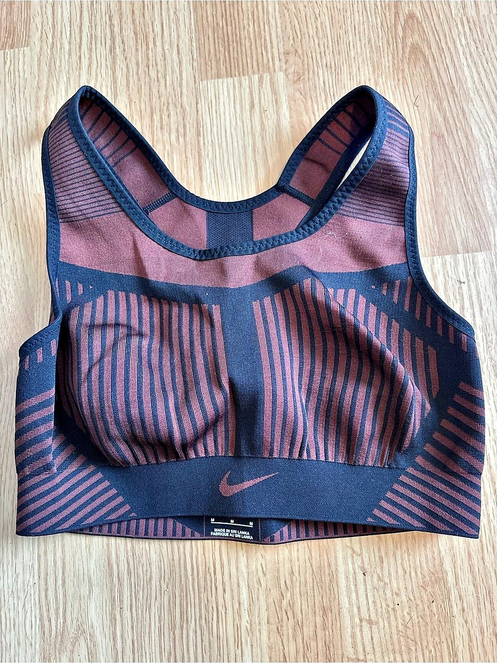Nike Pro Seamless Light-Support Padded Sports Bra Blue & Pink Medium